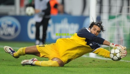 德拉季奇怒斥狄龙肮脏打法 质疑FIBA裁判选拔标准，他们从哪找的这些人？