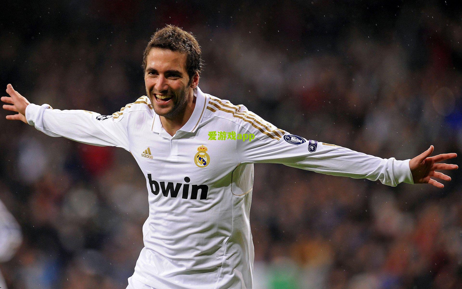 卡纳瓦罗力挺孔蒂掌舵前景，齐沃体系创新获瞩目，阿莱格里远见引领变革